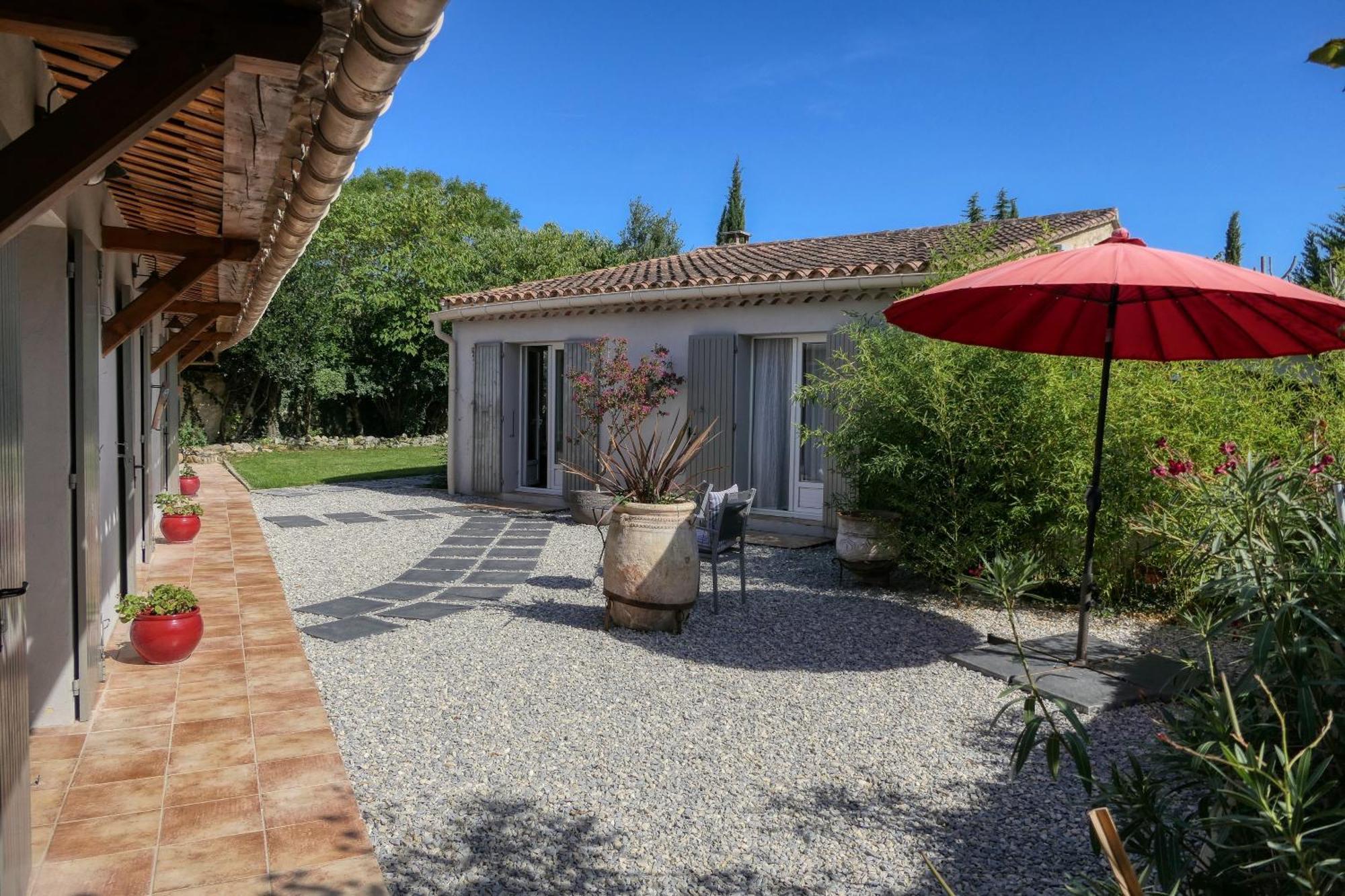 Hotel Jade En Provence Vaison-la-Romaine Exterior foto